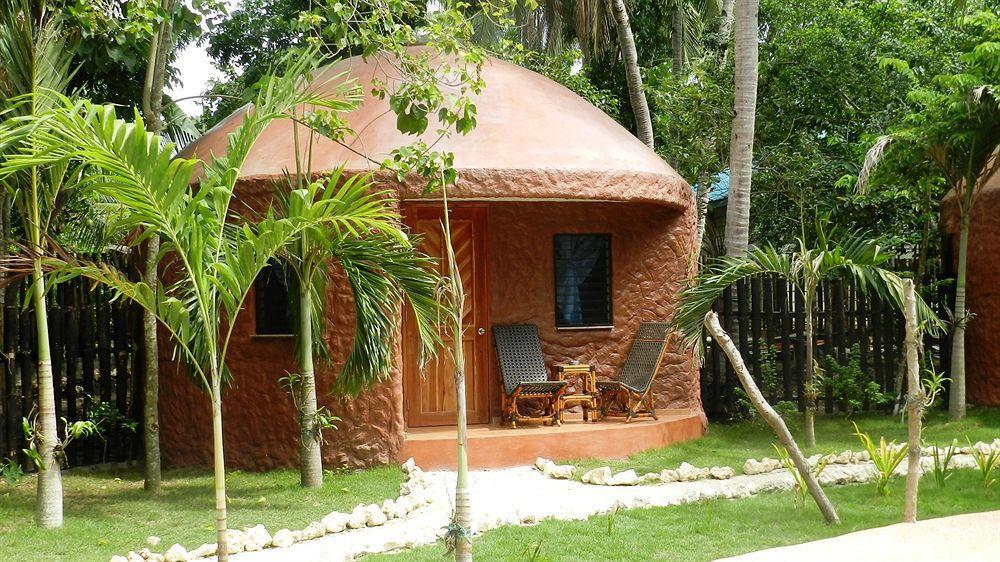 Panglao Chocolate Hills Hostel Екстер'єр фото