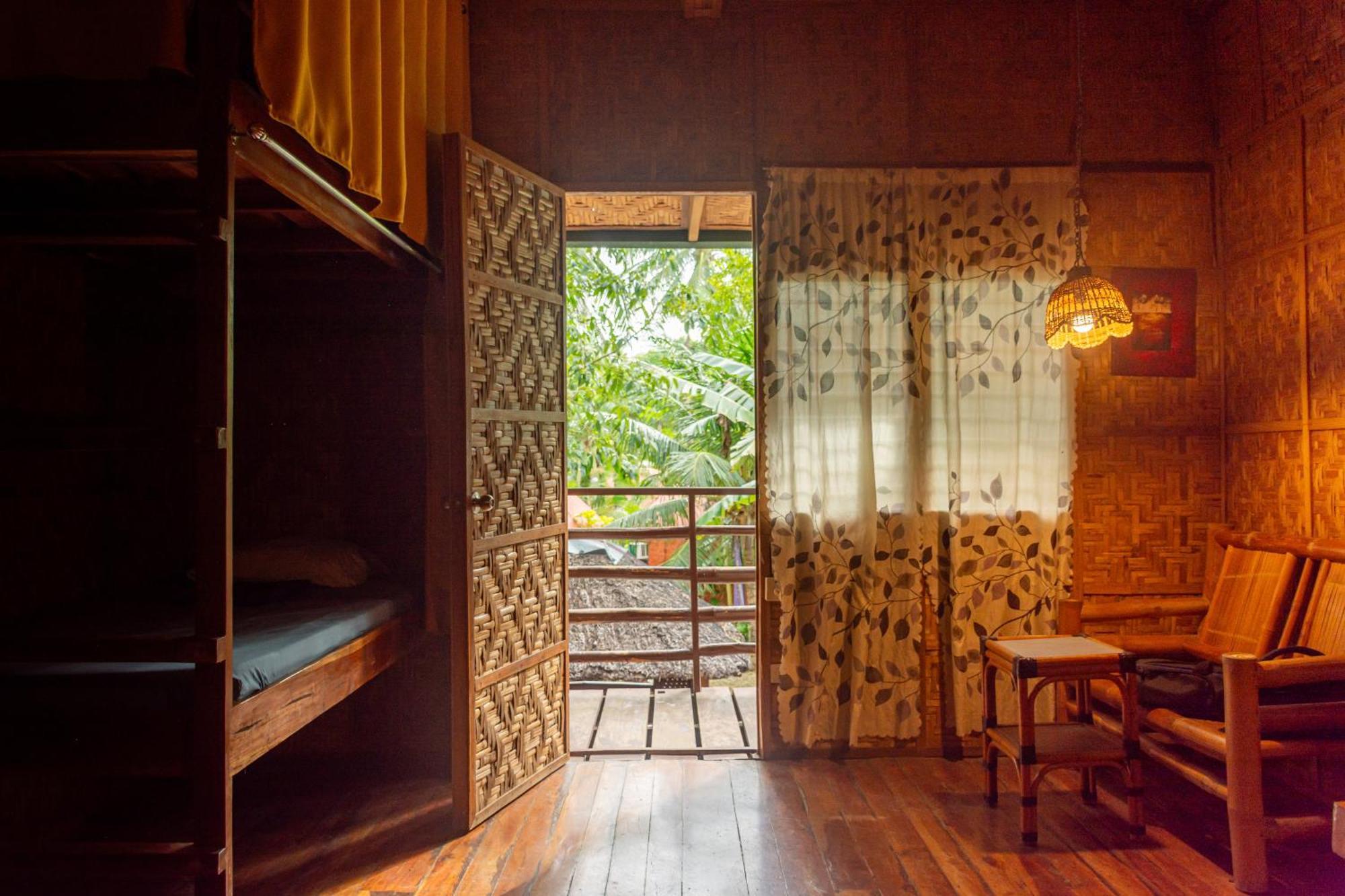 Panglao Chocolate Hills Hostel Екстер'єр фото