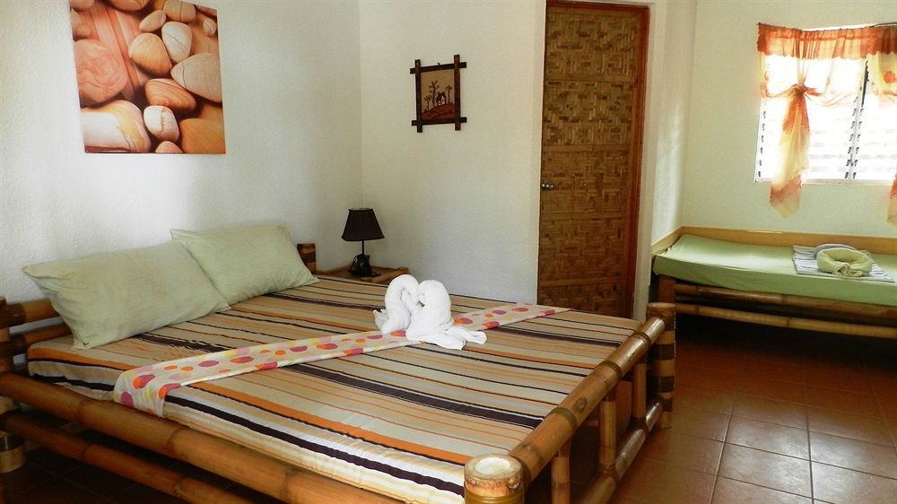 Panglao Chocolate Hills Hostel Екстер'єр фото