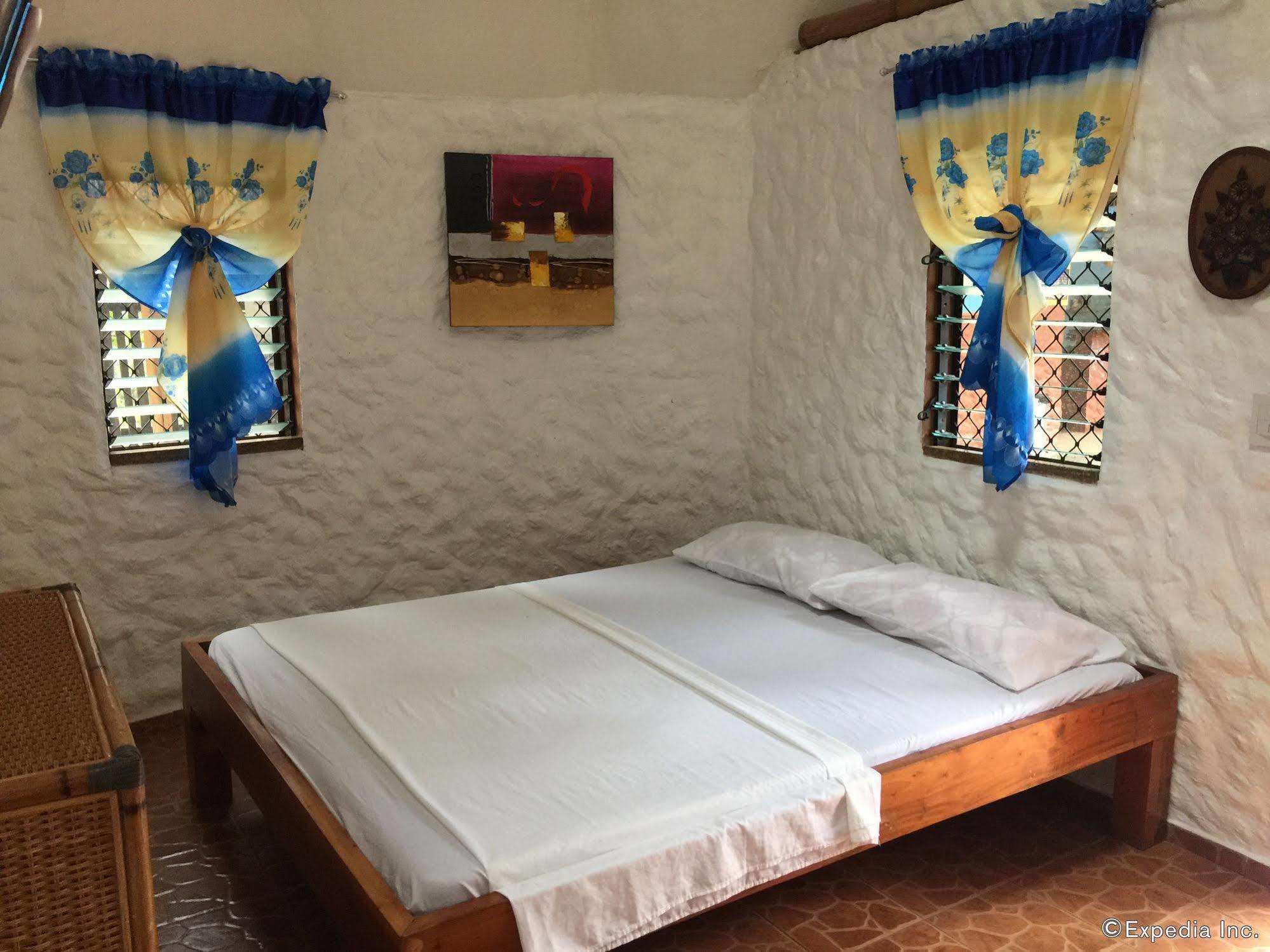 Panglao Chocolate Hills Hostel Екстер'єр фото
